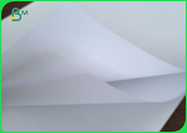 กระดาษ 120gsm 60gsm สีขาวออฟเซ็ตกระดาษม้วนสำหรับหนังสือปกแข็ง / หนังสือเรียน