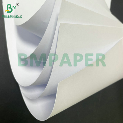 180 กรัม 230 กรัม กระดาษสีขาวไร้ผนัง ไม่เคลือบในม้วน สําหรับผลิตกระเป๋าช้อปปิ้ง