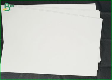 วัสดุรีไซเคิลกระดาษจัมโบ้ม้วนสำหรับกล่องกระดาษแข็งขนาด 200g 787mm และ 889mm