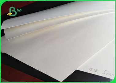 กระดาษแข็งดูดซับความชื้นสีขาว 0.9 มม. 600 * 800 มม. สำหรับรองแก้ว