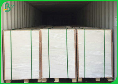 FSC ได้รับการรับรอง 70 * 100 ซม. FBB 250gsm - 400gsm บอร์ดกระดาษงาช้างสำหรับบรรจุภัณฑ์