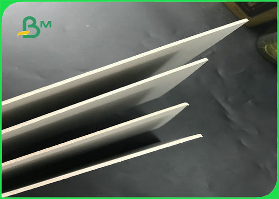 2.2 มม. 2.25 มม. 700 * 1000 มม. กระดาษแข็งสีเทาพร้อม FSC สำหรับกล่องบรรจุภัณฑ์