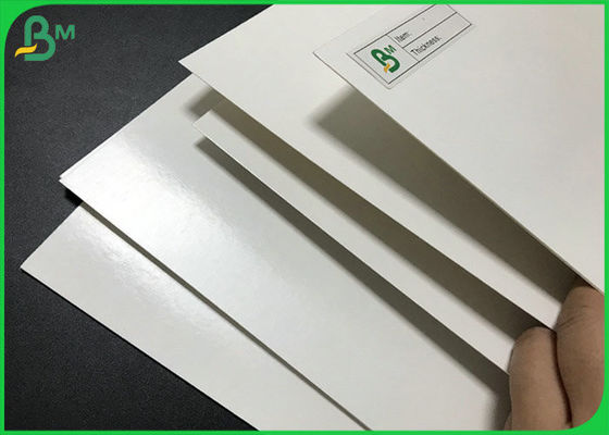 กระดาษเคลือบ PE เคลือบมัน 300g + 15g LDPE Laminated White Fbb Cardboard Sheets