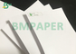 ม้วนกระดาษไร้กระดาษเคลือบ Super White 160gsm 200gsm สำหรับการพิมพ์ออฟเซต