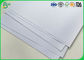 เยื่อกระดาษบริสุทธิ์ 100% กระดาษเคลือบมัน 53 Gsm / 55gsm สำหรับคู่มือการใช้งานนิตยสาร