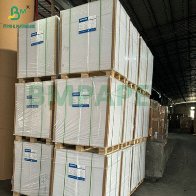 ขาวสูง 98% 325gr 360gr กระดาษ Fbb เกรดอาหาร สําหรับกระดาษเค้ก กล่องบรรจุ 70 x 100cm