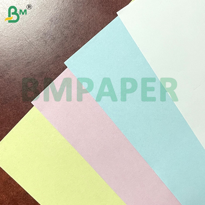 55gsm ภาพว่างสีขาว / สีฟ้า กระดาษไร้คาร์บอน รอลล์และแผ่นสําหรับการพิมพ์ใบเสร็จ NCR CB / CF / CFB
