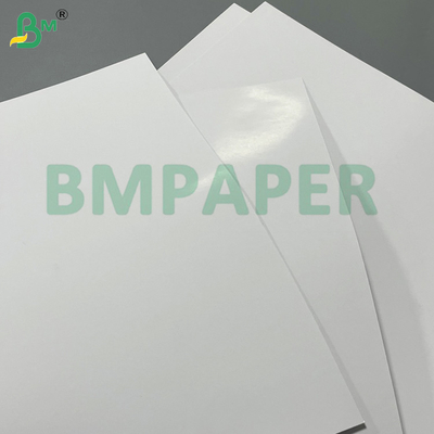 150 กรัม 157 กรัม พื้นผิวกระจ่าง ขาวสูง ผิวเดียวเคลือบ กระดาษศิลปะ C1S เรียบเรียบ สําหรับบรรจุภัณฑ์หรู