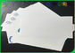 พื้นผิวเรียบเนียน 200 - 450g กระดาษเคลือบเงางาช้าง C1S พร้อมใบรับรอง FSC สำหรับบัตรนามบัตร Makng