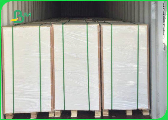 61 * 61 ซม. 1.5 มม. 2.0 มม. FSC & SGS เพล็กซ์กระดานขาวกลับสำหรับกล่องเครื่องสำอาง