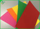 การพิมพ์กระดาษบริสตอลสีคงตัว 180g 220g สำหรับทำซองจดหมาย