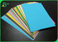 กระดาษการ์ดสีสันสดใสมีความแข็งดี 230gsm สำหรับการ์ดเชิญ