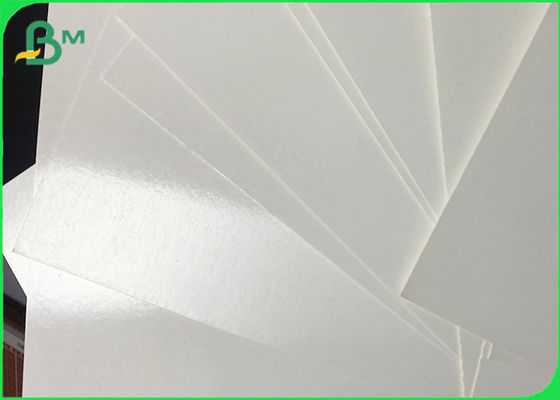 ท่ีต้านทานนำ้มัน PE เคลือบม้วนกระดาษเคลือบลามิเนตม้วนสำหรับถ้วยเครื่องดื่มร้อน