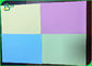 กระดาษสีบริสตอล 80 แกรมสีน้ำเงินสีชมพูสีเหลืองสีเขียวบริสตอลสำหรับการพิมพ์ออฟเซตฟรีไม้