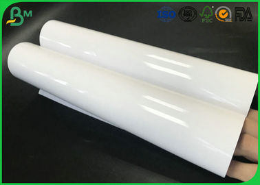 ม้วนกระดาษขนาด 180gsm 200gsm 250gsm ม้วนกระดาษพิมพ์ภาพความเงาสูงด้านหนึ่งด้านหนึ่งสำหรับการพิมพ์