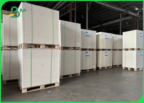 กระดาษคราฟท์เคลือบดินเผา 270 แกรม (CCK) ความต้านทานการฉีกขาดของม้วน 900 มม