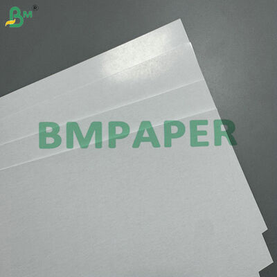 กระดาษแข็งสีดำพิมพ์ได้ 300gsm 310gsm ความแข็งแรงสูงและความทนทานสำหรับสำรับไพ่